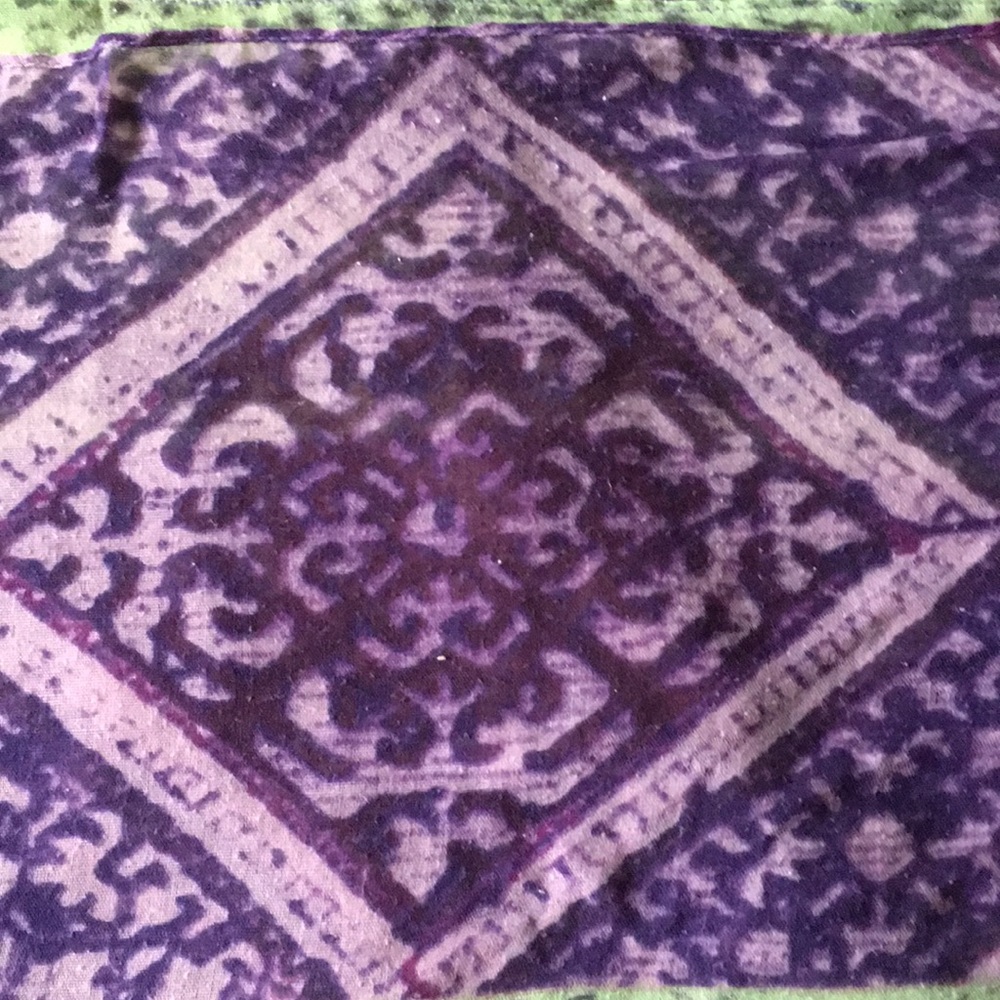 Scarf - Picture 3 of 4